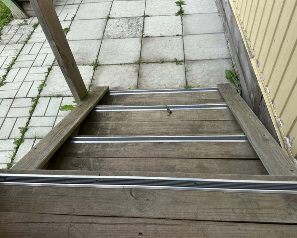 Порог одноуровневый ПС 08-1.1800.02л Золото анод