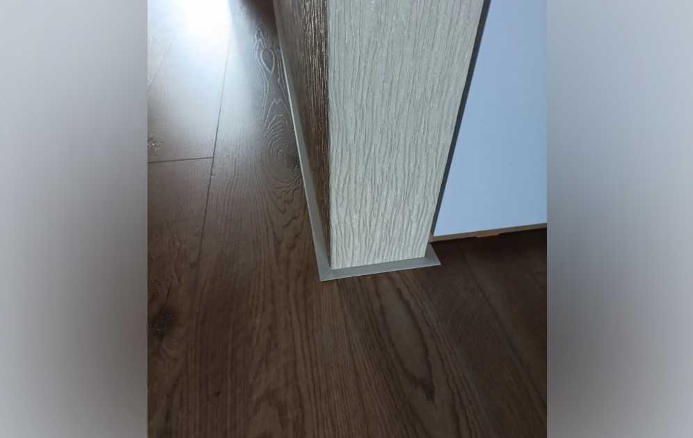 Микроплинтус AL16X5-001 16х6х2000мм Без покрытия