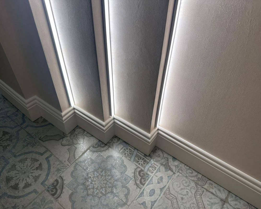 Плинтус СОЛИД 1 UHD 02/60 60*13*2000 Белый под покраску