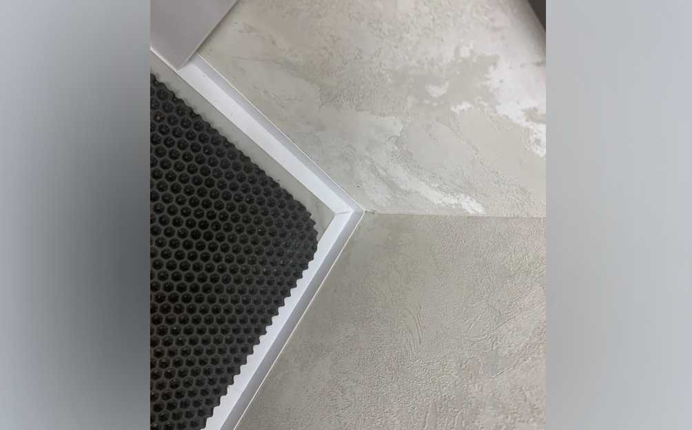 Микроплинтус SL16X25-04 16х25х2000мм Белый