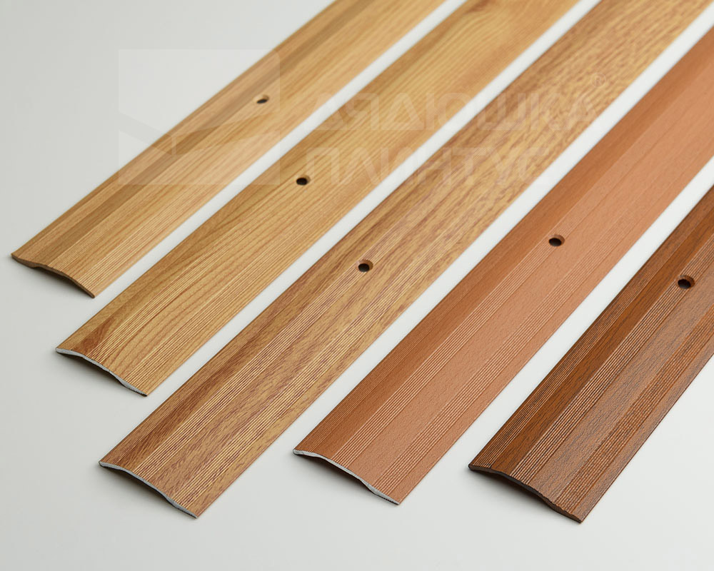 Порог разноуровневый ПР 02.900.082 Дуб светлый