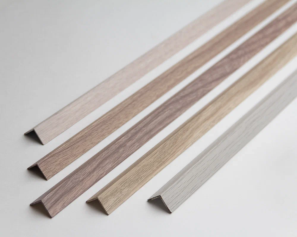 Угол декоративный 40х40 Уп 15-27.2700.545 Дуб дымчатый