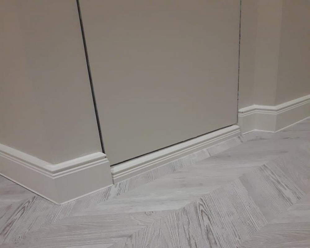 Плинтус ХДФ Dollken Cubu Hamburg Style 80мм х 2,5 м 5012 Белый