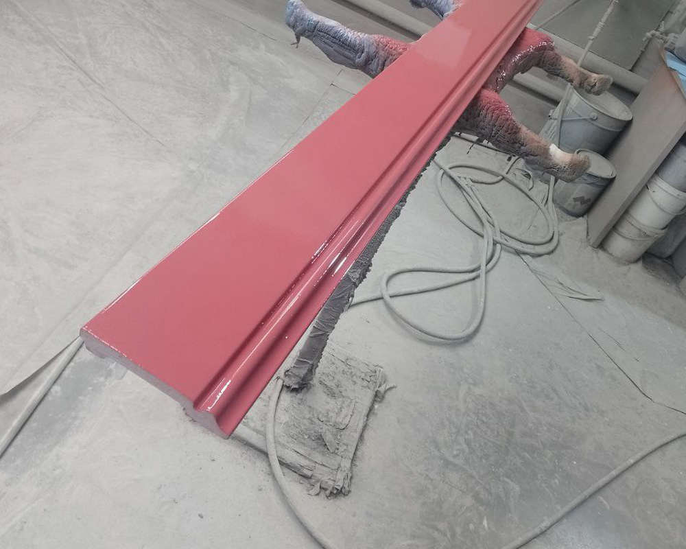 Плинтус из полистирола высокой плотности Волшебная Палочка 100*13*2000. MSPOL 103. Окраска включена в стоимость