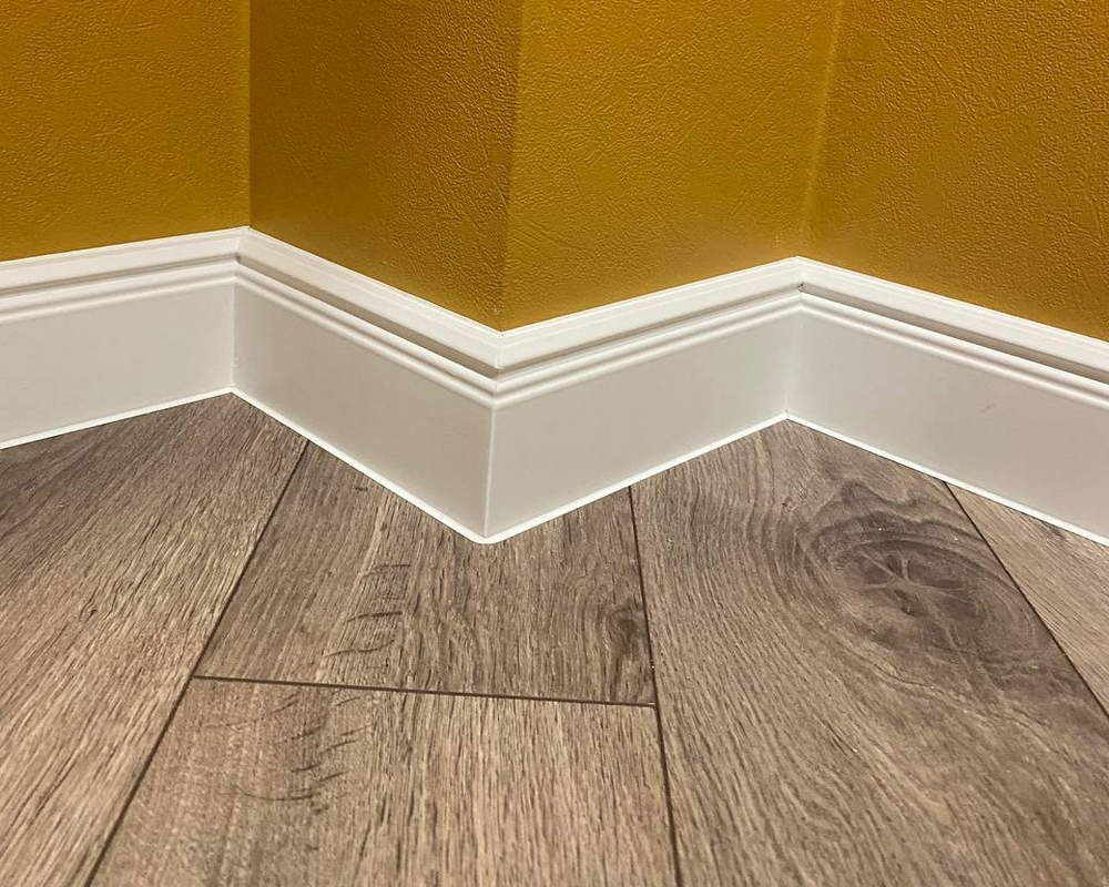 Плинтус ХДФ Dollken Cubu Hamburg Style 80мм х 2,5 м 5012 Белый