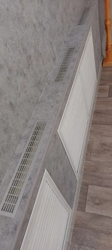 Угол наружный алюминиевый УО 18-27.2700.059