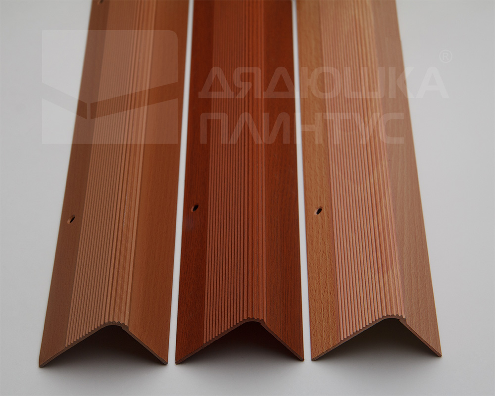 Порог угловой ПУ 02.900.088 Орех