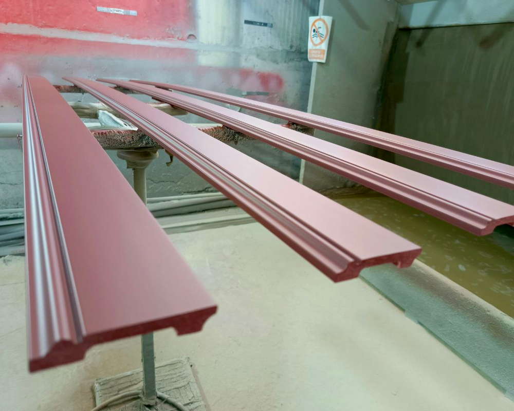 Плинтус NMC FD21 Wallstyl 130*20*2000. Окраска включена в стоимость