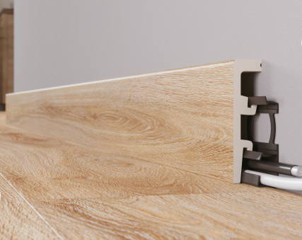 Плинтус напольный Arbiton Integra 06 Ясень Аляска