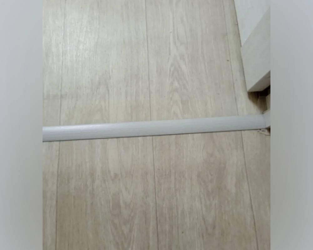 Самоклеящийся порог ЛС 35.900.4047 Дуб кентерберри