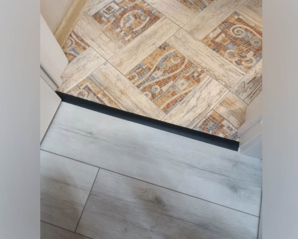 Самоклеящийся порог ЛС 35.900.4094 Венге