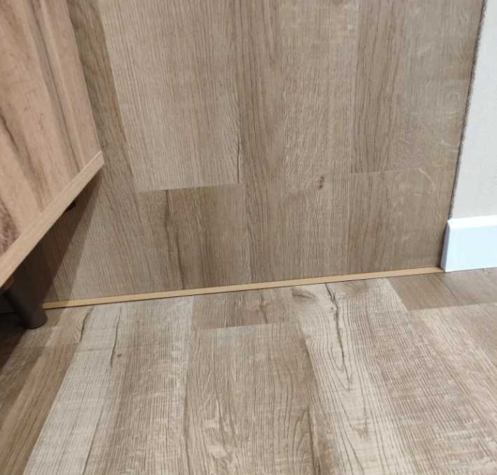 Микроплинтус MSAPL 01.2700.042L Шампань люкс