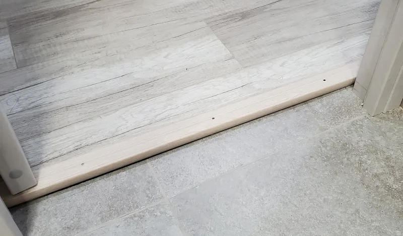 Порог угловой ПУ 06.2700.291 Дуб темный