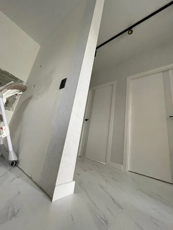 Профиль угловой Волшебная палочка MSUP 04-27.2700.16 15*15мм 2,7м Белый