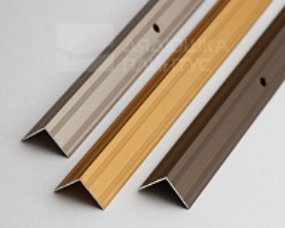 Порог угловой ПУ 05.2700.2R122 Дуб мореный