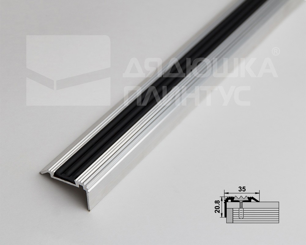 Порог угловой ПУ 07-1.2700.201лч Анод серебро