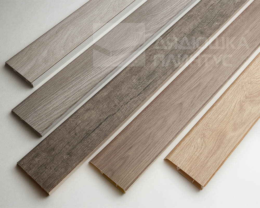 Плинтус ПВХ Salag Lima 72мм 2,5м. Маскара