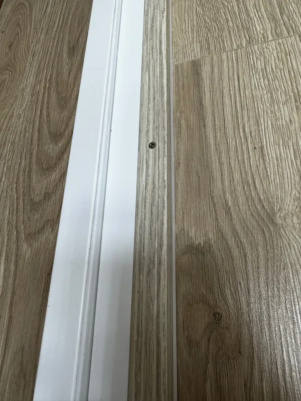 Порог угловой ПУ 01.2700.287 Дуб беленый