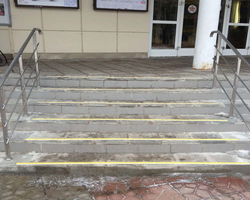 Порог одноуровневый ПС 08.2700.242л Шампань