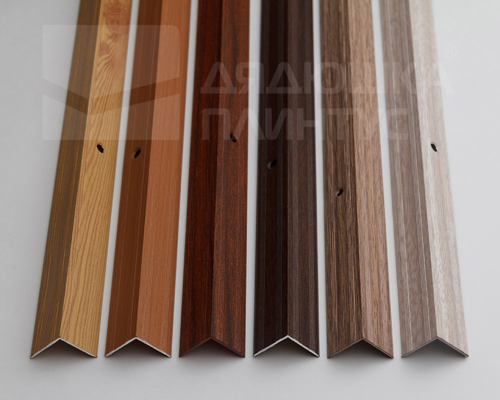 Порог угловой ПУ 05.2700.201л Серебро