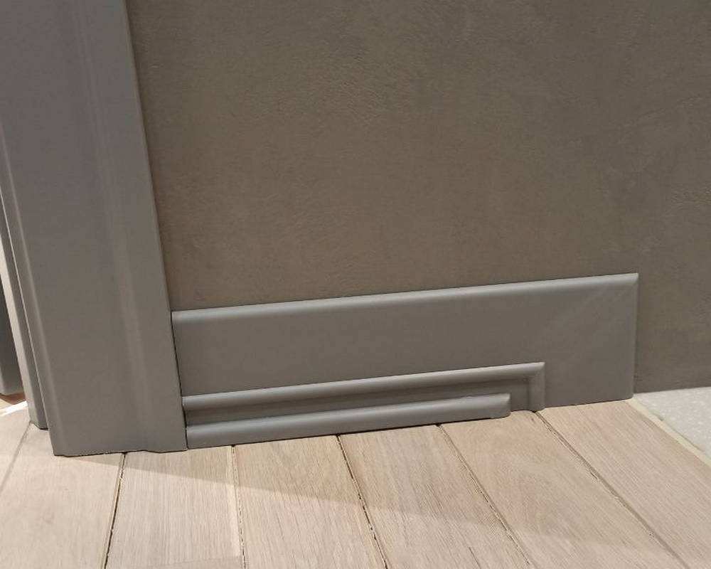 Плинтус NMC FD21 Wallstyl 130*20*2000. Окраска включена в стоимость