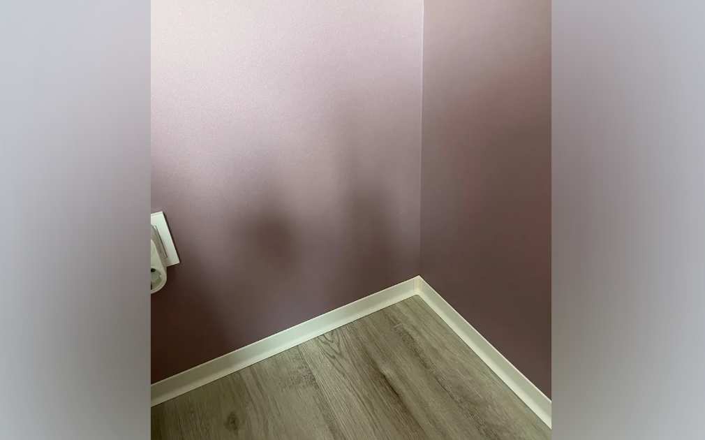 Плинтус алюминиевый 80 мм ПЛ-80 белый муар 3м.